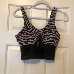 Cute cropped work out top